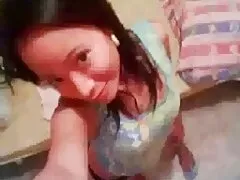 હું મૌન માટે મારા બસ્ટી સાવકી elodie યુંગ નગ્ન બહેનને ચુંબન કરવા માંગતો હતો