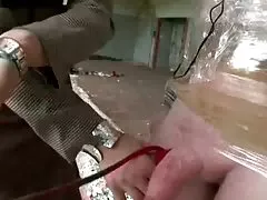ઘણાં દૂધ સાથે અશ્લીલ જન defi નગ્ન